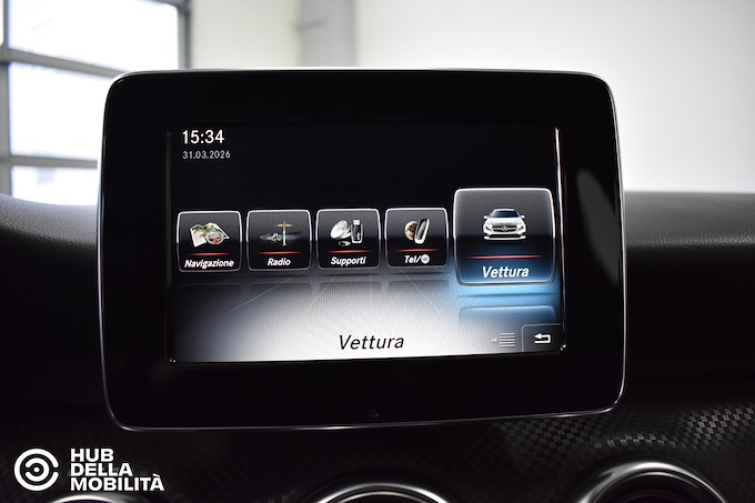 MERCEDES-BENZ A 180 d Sport